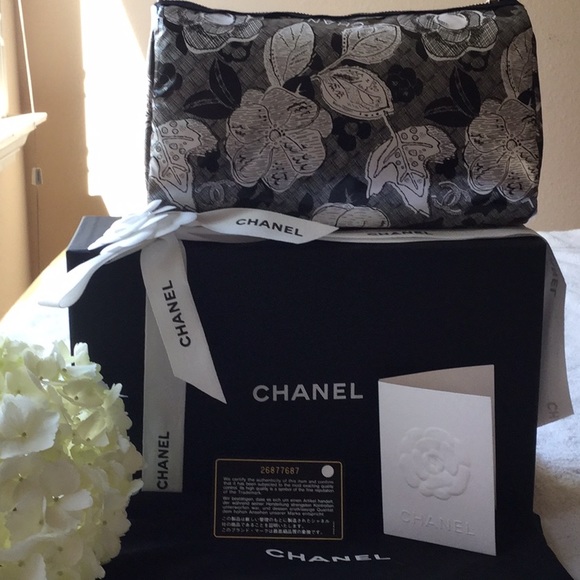 CHANEL O-CASE TOILE IMPRIMEE-STUNNING🌻NWT - Picture 3 of 8